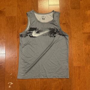 Nike Men's Gray and Black Tank Top